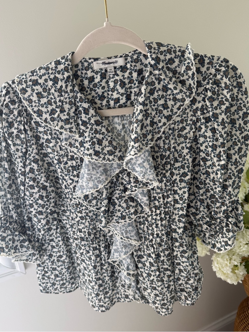 Madewell Floral Ruffle Peplum Blouse in Ivory and Navy